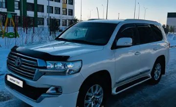 Toyota Land Cruiser 2019 года за 33 000 000 тг. в Астана фото 1