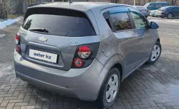 Chevrolet Aveo 2013 года за 3 600 000 тг. в Алматы фото 2