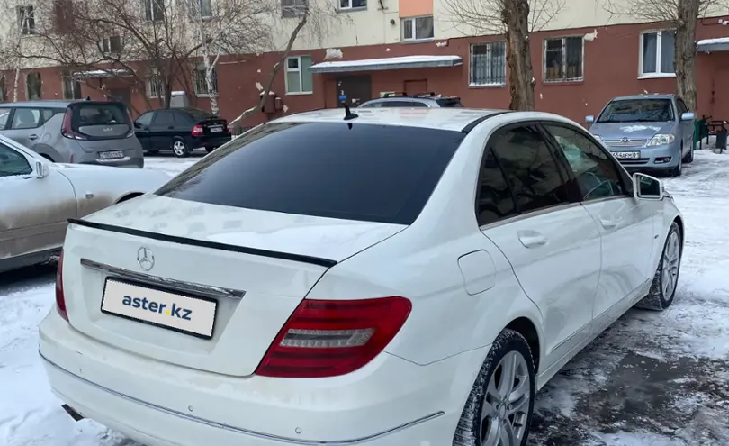 Mercedes-Benz C-Класс 2011 года за 6 400 000 тг. в Астана фото 3