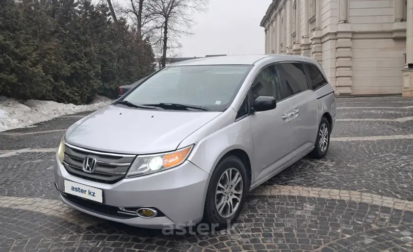 Honda Odyssey 2013 года за 9 500 000 тг. в Алматы