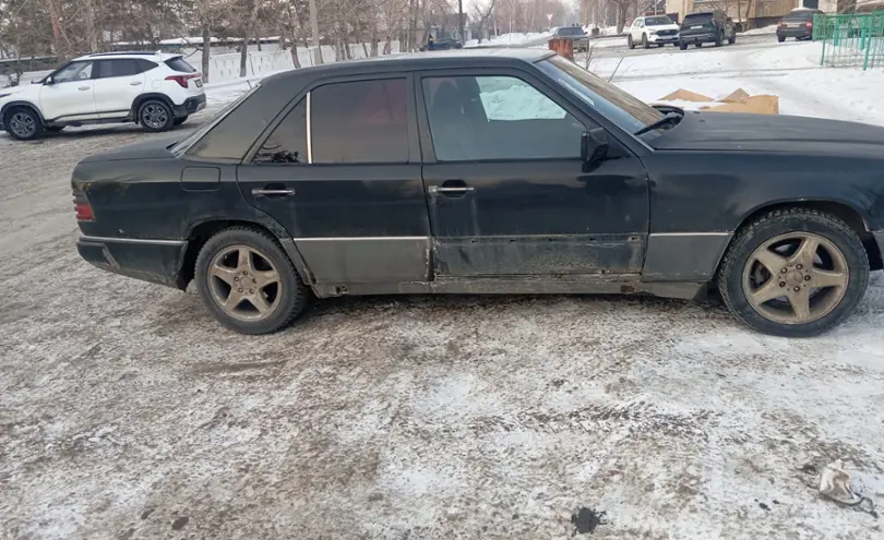 Mercedes-Benz W124 1990 года за 650 000 тг. в Павлодар фото 2