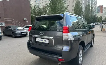 Toyota Land Cruiser Prado 2013 года за 16 800 000 тг. в Астана фото 4