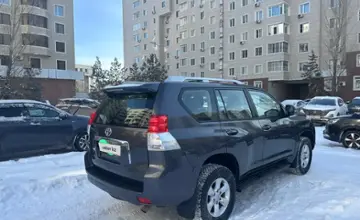 Toyota Land Cruiser Prado 2013 года за 16 800 000 тг. в Астана