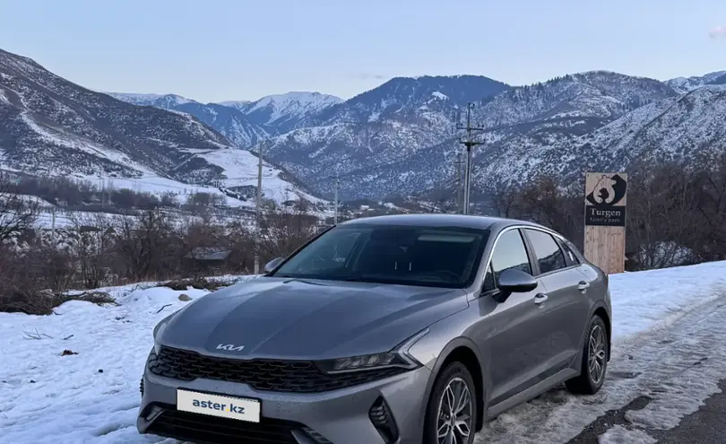 Kia K5 2022 года за 12 200 000 тг. в Алматы
