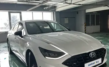 Hyundai Sonata 2021 года за 11 400 000 тг. в Алматы