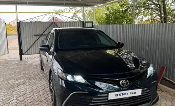 Toyota Camry 2021 года за 8 700 000 тг. в Уральск фото 4