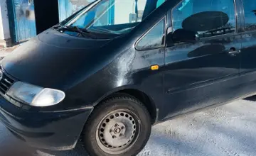 Volkswagen Sharan 2010 года за 3 000 000 тг. в Астана фото 1