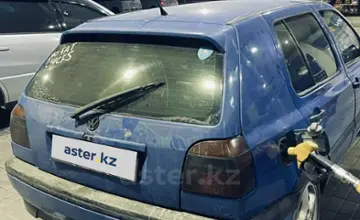 Volkswagen Golf 1995 года за 900 000 тг. в Алматы фото 3