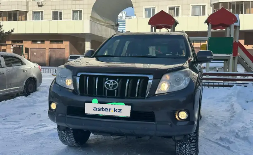 Toyota Land Cruiser Prado 2013 года за 16 700 000 тг. в Астана фото 2