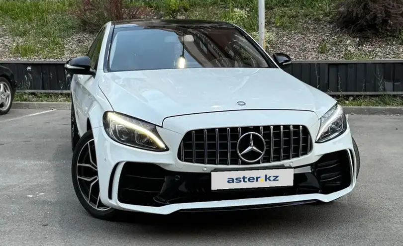 Mercedes-Benz C-Класс 2015 года за 10 200 000 тг. в Алматы