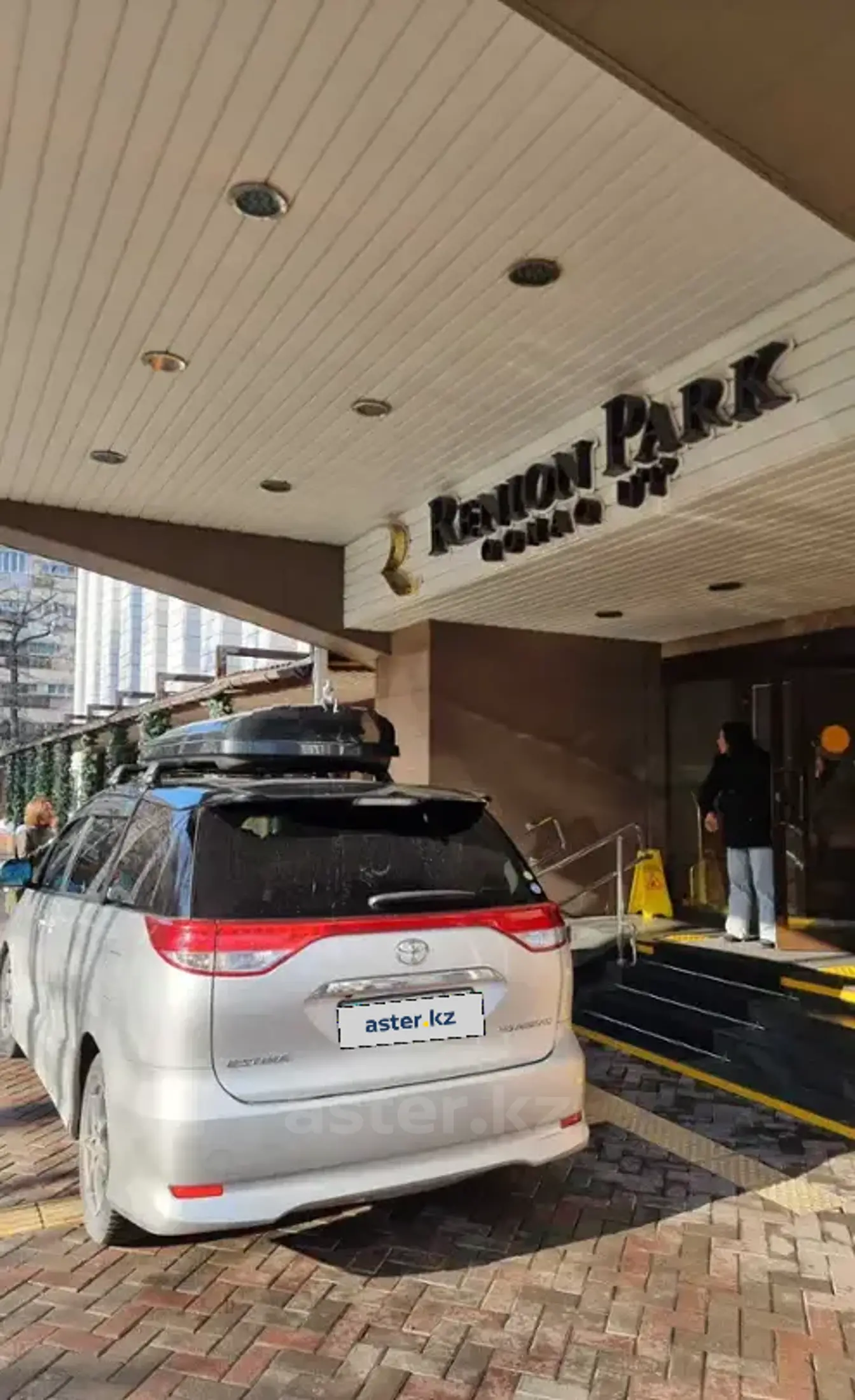 Toyota Estima 2008 года за 8 700 000 тг. в Алматы фото 4