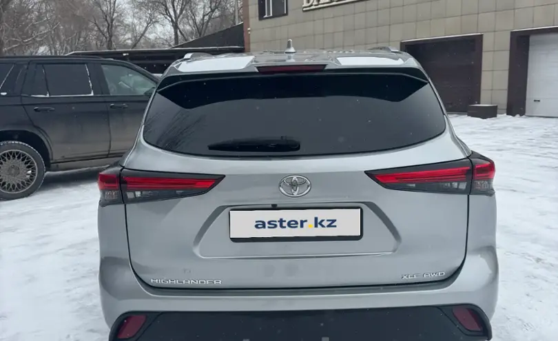 Toyota Highlander 2021 года за 21 000 000 тг. в Карагандинская область фото 2