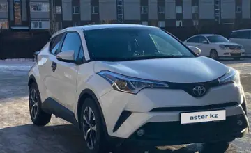 Toyota C-HR 2021 года за 9 500 000 тг. в Актобе фото 3