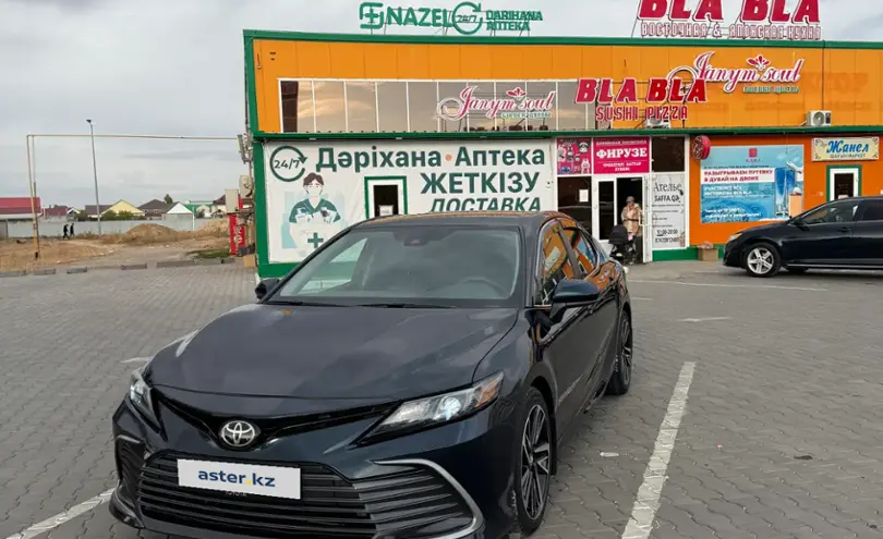 Toyota Camry 2021 года за 8 700 000 тг. в Уральск