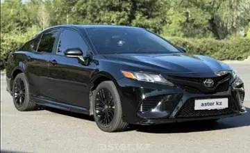 Toyota Camry 2019 года за 7 200 000 тг. в Алматы фото 3