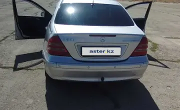 Mercedes-Benz C-Класс 2003 года за 4 000 000 тг. в Жамбылская область фото 3