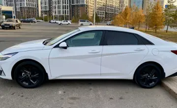 Hyundai Elantra 2023 года за 10 500 000 тг. в Астана