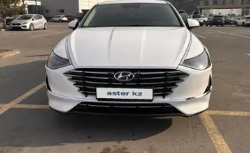 Hyundai Sonata 2022 года за 13 500 000 тг. в Алматы фото 1