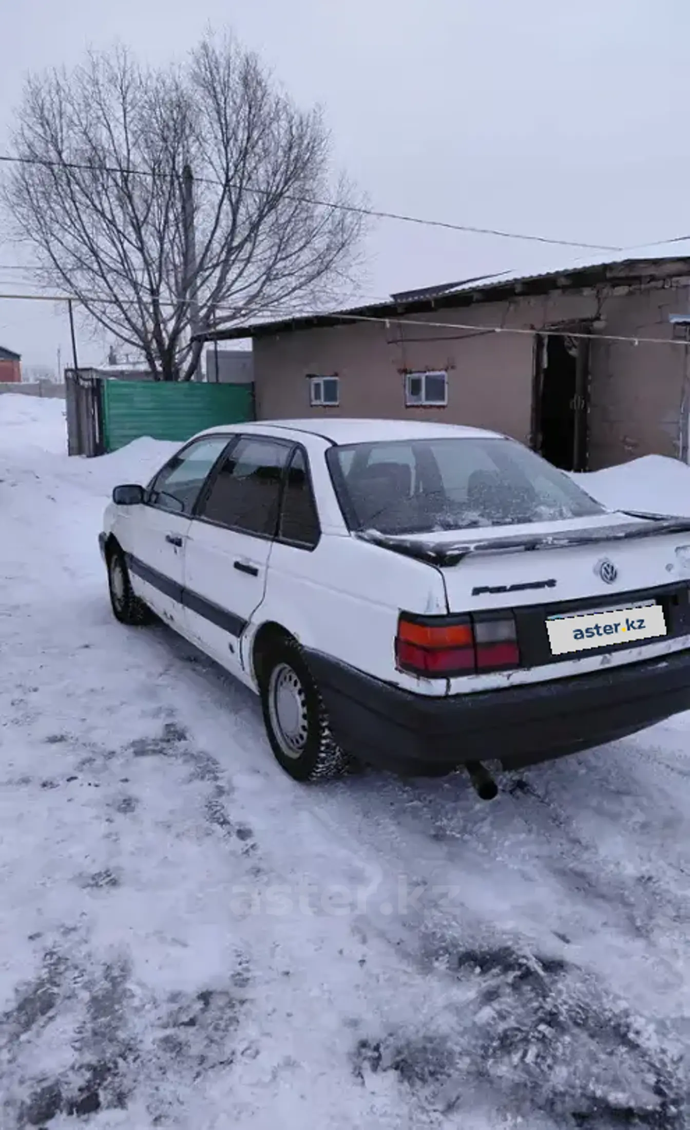 Volkswagen Passat 1988 года за 600 000 тг. в Астана