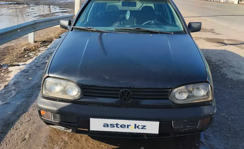 Volkswagen Golf 1996 года за 800 000 тг. в Алматы фото 1