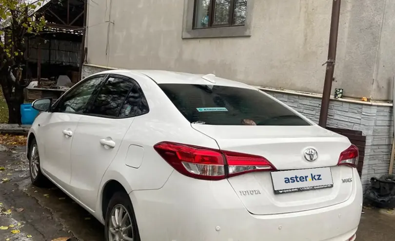 Toyota Yaris 2021 года за 8 700 000 тг. в Алматы фото 4