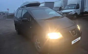 SEAT Alhambra 2002 года за 3 100 000 тг. в Западно-Казахстанская область