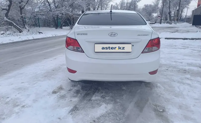 Hyundai Accent 2013 года за 3 750 000 тг. в Алматы фото 3