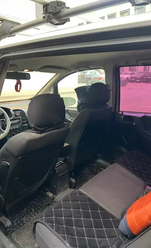 Opel Zafira 2003 года за 2 500 000 тг. в Алматы фото 4