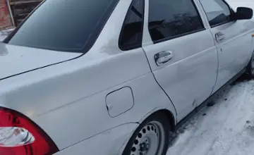 LADA (ВАЗ) Priora 2010 года за 1 450 000 тг. в Астана фото 3