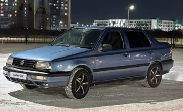 Volkswagen Vento 1993 года за 1 500 000 тг. в Карагандинская область фото 1