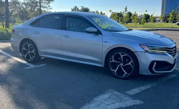 Volkswagen Passat 2020 года за 9 200 000 тг. в Талдыкорган фото 4