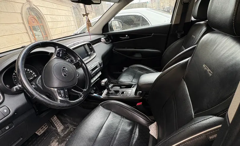 Kia Sorento 2019 года за 13 000 000 тг. в Атырауская область