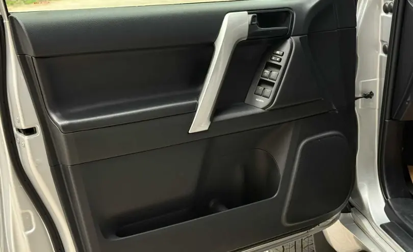 Toyota Land Cruiser Prado 2021 года за 26 500 000 тг. в Актюбинская область фото 3