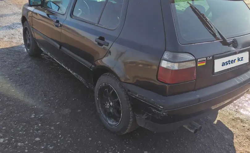 Volkswagen Golf 1996 года за 800 000 тг. в Алматы