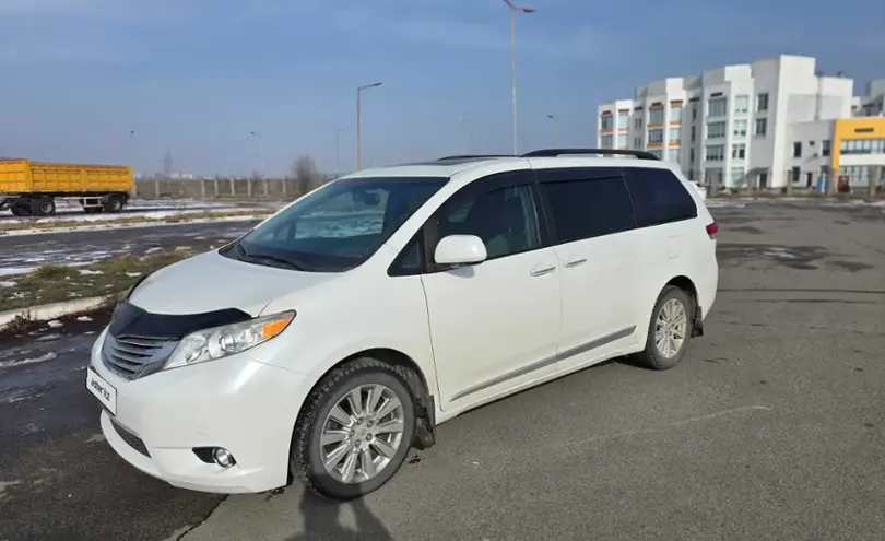 Toyota Sienna 2012 года за 13 900 000 тг. в Алматы