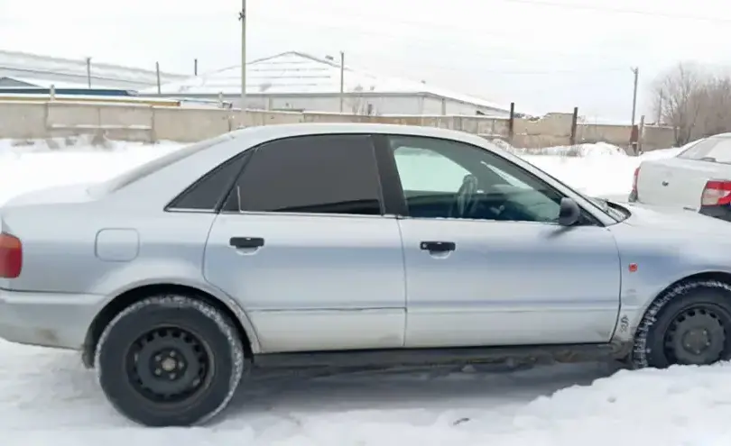Audi A4 1996 года за 1 600 000 тг. в Уральск фото 3