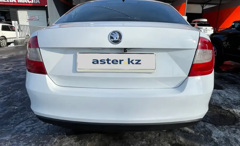 Skoda Rapid 2013 года за 2 800 000 тг. в Алматы фото 4