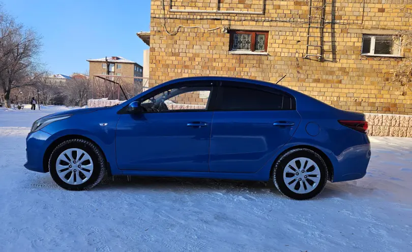 Kia Rio 2020 года за 7 000 000 тг. в Караганда фото 3