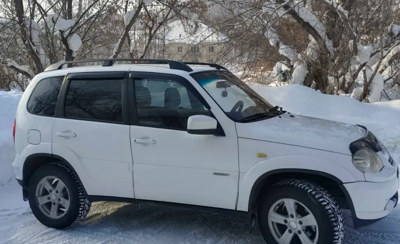 Chevrolet Niva 2015 года за 3 500 000 тг. в Усть-Каменогорск фото 3