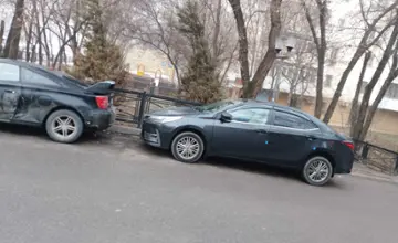 Toyota Corolla 2018 года за 9 500 000 тг. в Алматы фото 3