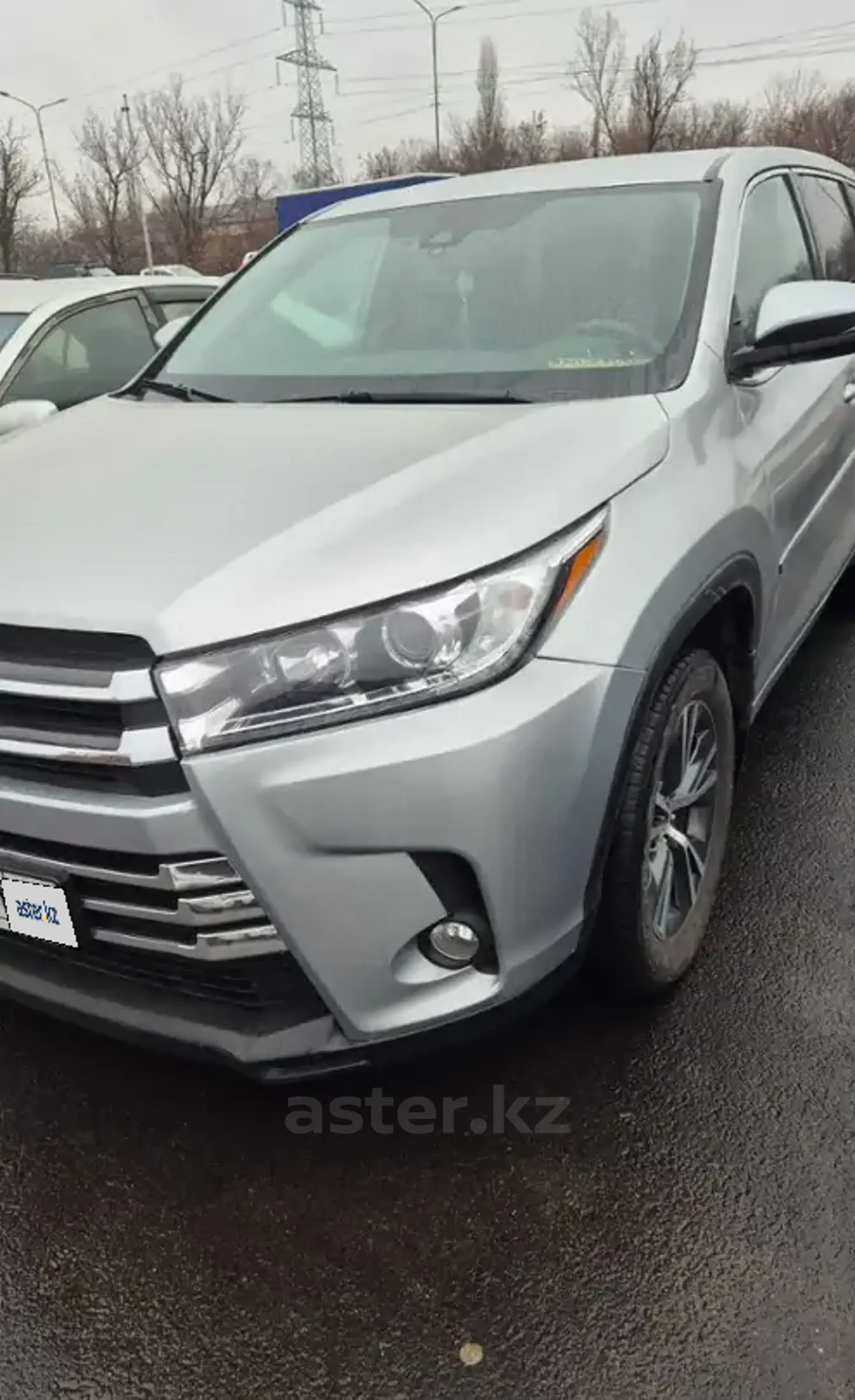 Toyota Highlander 2018 года за 15 500 000 тг. в Алматы фото 1