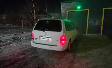 Kia Carnival 2003 года за 3 200 000 тг. в Карагандинская область фото 4