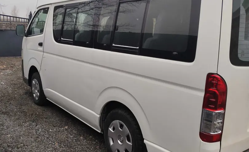 Toyota HiAce 2011 года за 4 600 000 тг. в Актобе фото 3