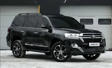 Toyota Land Cruiser 2019 года за 12 350 000 тг. в Алматы фото 3