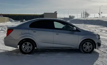 Chevrolet Aveo 2015 года за 3 250 000 тг. в Карагандинская область фото 4