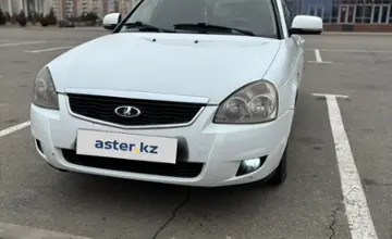 LADA (ВАЗ) Priora 2014 года за 2 200 000 тг. в Талдыкурган фото 2