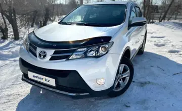 Toyota RAV4 2015 года за 10 860 000 тг. в Актобе фото 1