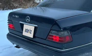 Mercedes-Benz E-Класс 1995 года за 2 000 000 тг. в Алматы фото 4