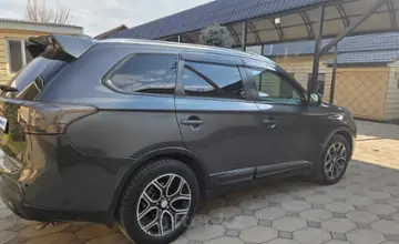 Mitsubishi Outlander 2014 года за 8 200 000 тг. в Шымкент фото 4