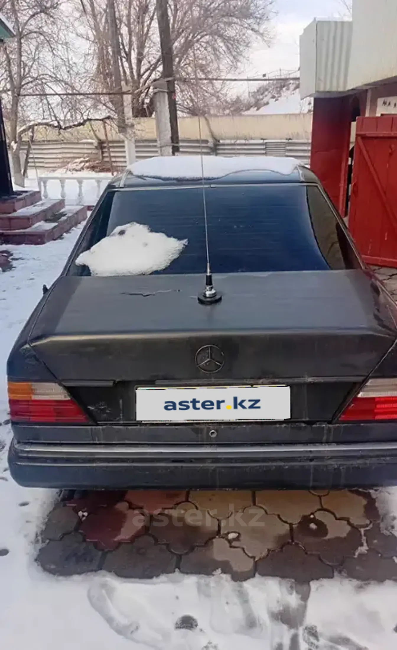 Mercedes-Benz E-Класс 1992 года за 700 000 тг. в Алматинская область фото 2